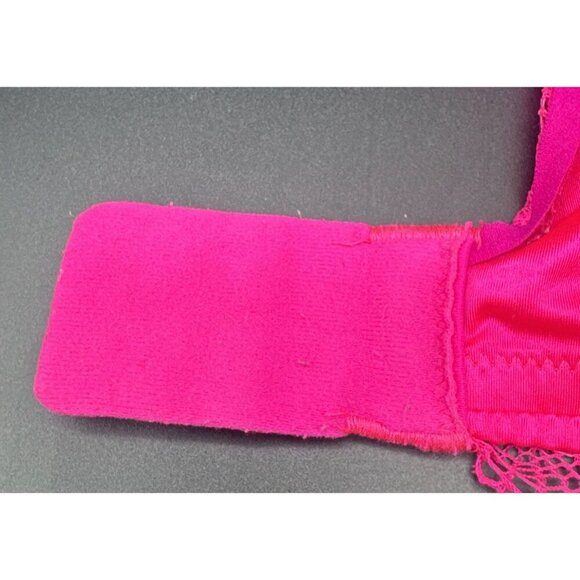 VICTORIA’S SECRET Plunge Hot Pink Lace Push Up Underwire Bra Sz 36D Sexy - Picture 6 of 12